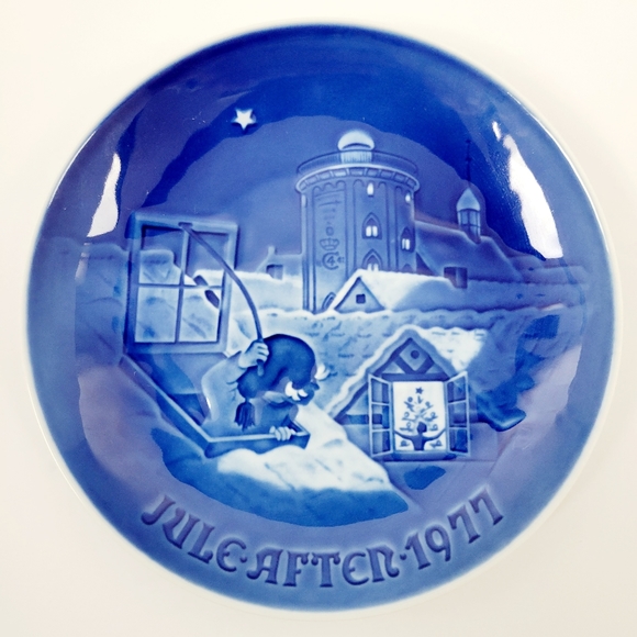 1977 B&G Bing and Grondahl "Copenhagen Christmas" Collectable Plate - Picture 2 of 4